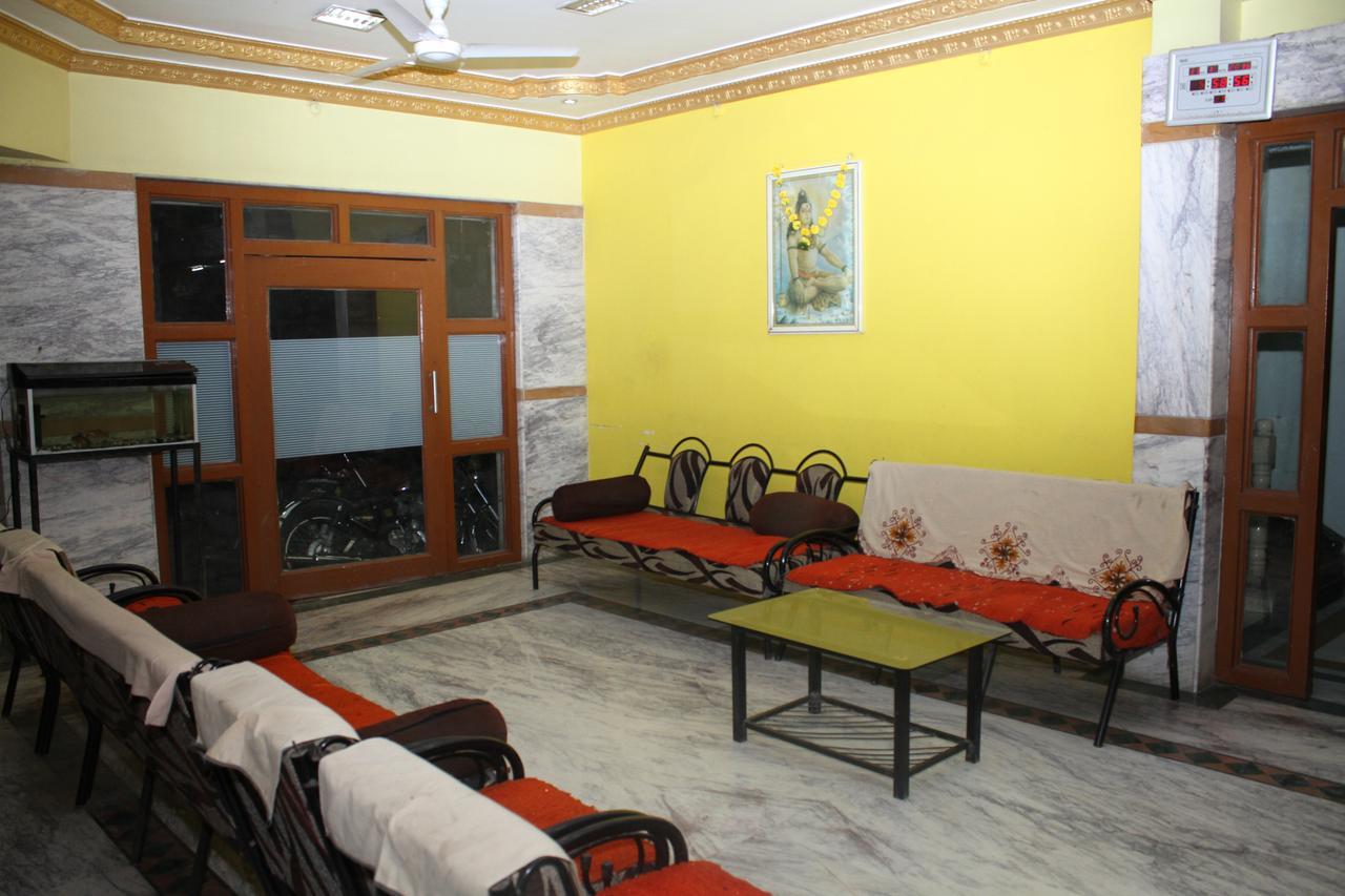 Hotel Bhagwat Palace Lātūr Εξωτερικό φωτογραφία